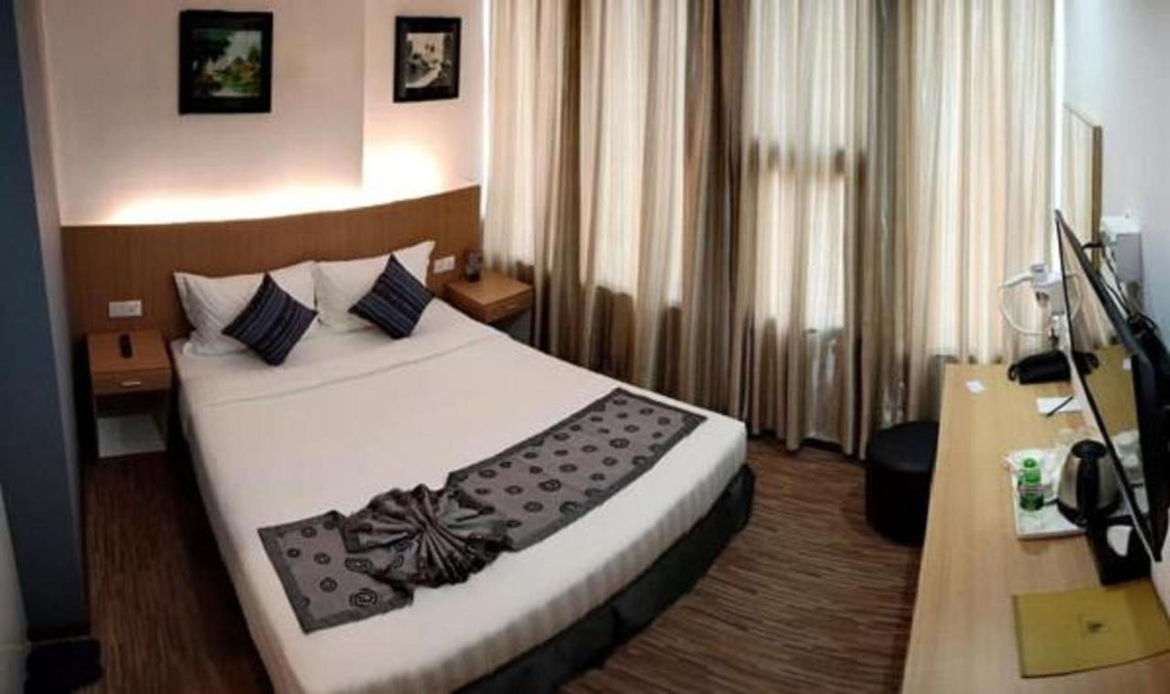 Botahtaung Hotel Rangun Zewnętrze zdjęcie