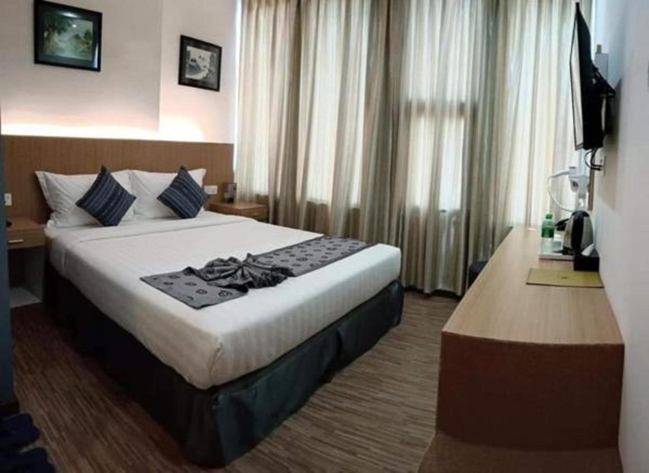 Botahtaung Hotel Rangun Zewnętrze zdjęcie